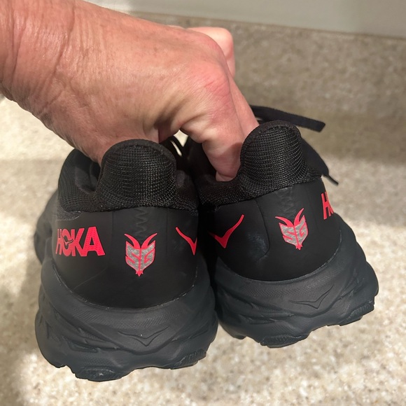 HOKA Speedgoat 5 GTX trail Spike running shoe size 7 women’s NEW - Picture 3 of 11